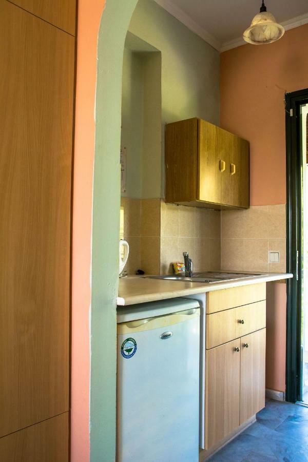 Nikos Studios Alykes Zakynthos Island Ngoại thất bức ảnh